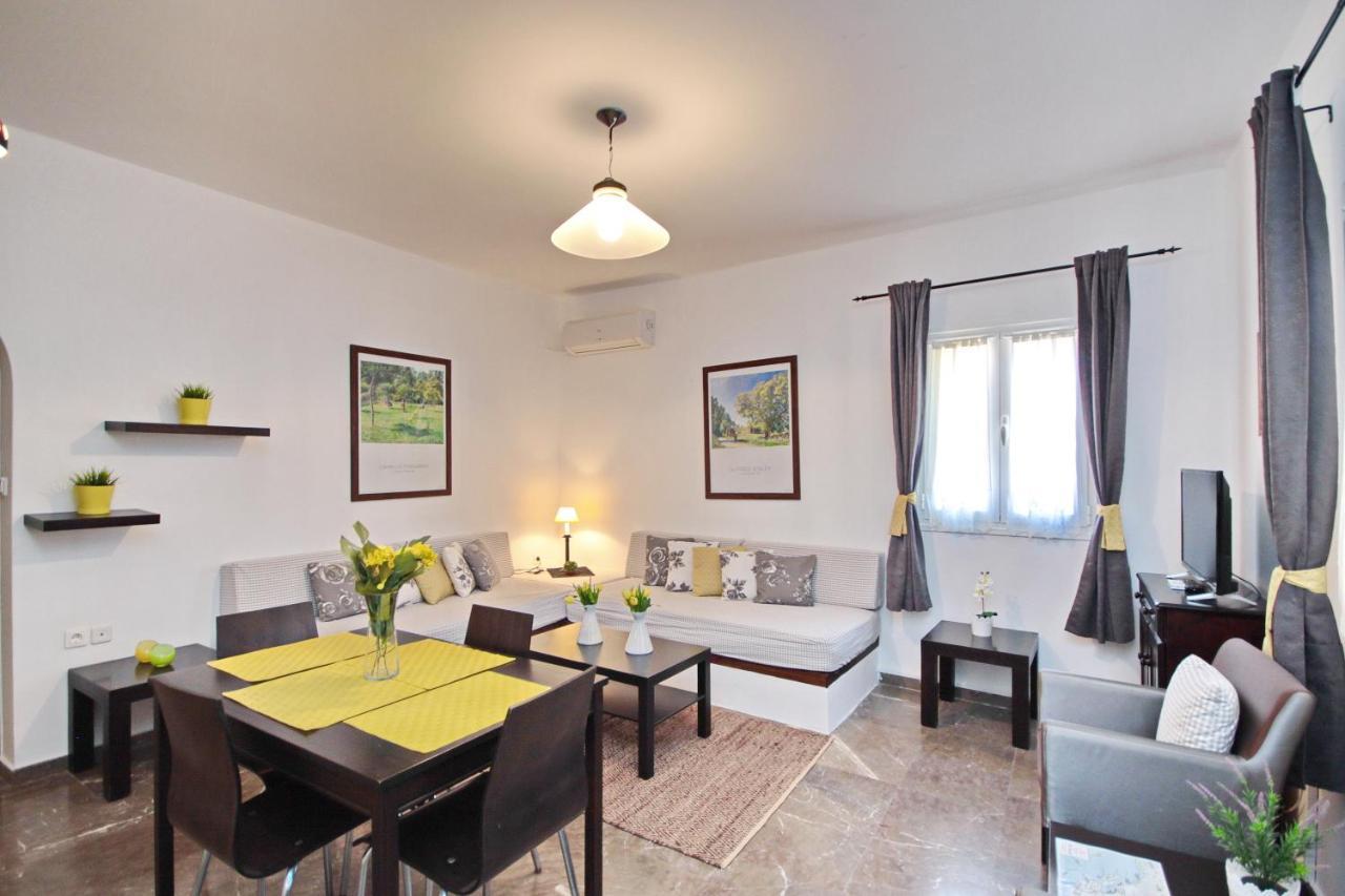 Aloe Luxury Apartments Porto Cheli Buitenkant foto