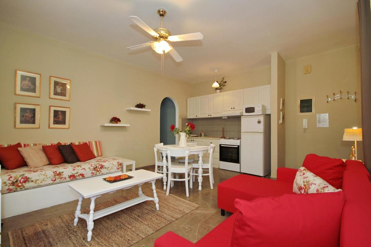 Aloe Luxury Apartments Porto Cheli Buitenkant foto